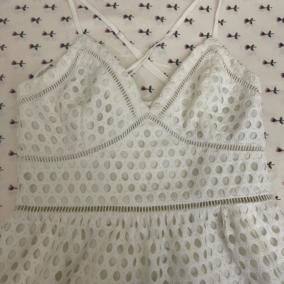 Abercrombie & Fitch eyelet lace dress - Picture 3 of 11